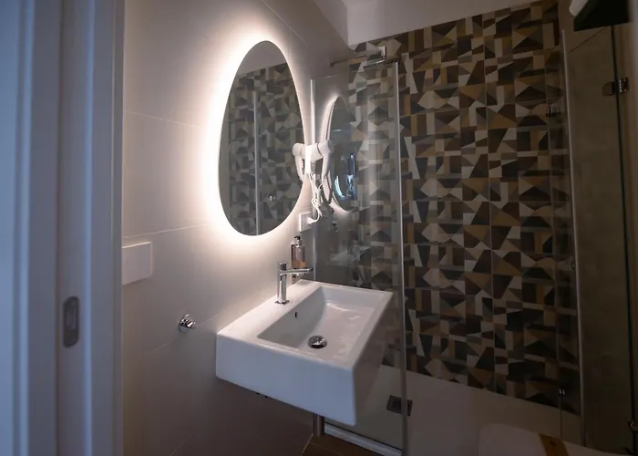 住宿加早餐酒店 Terminal Sud *